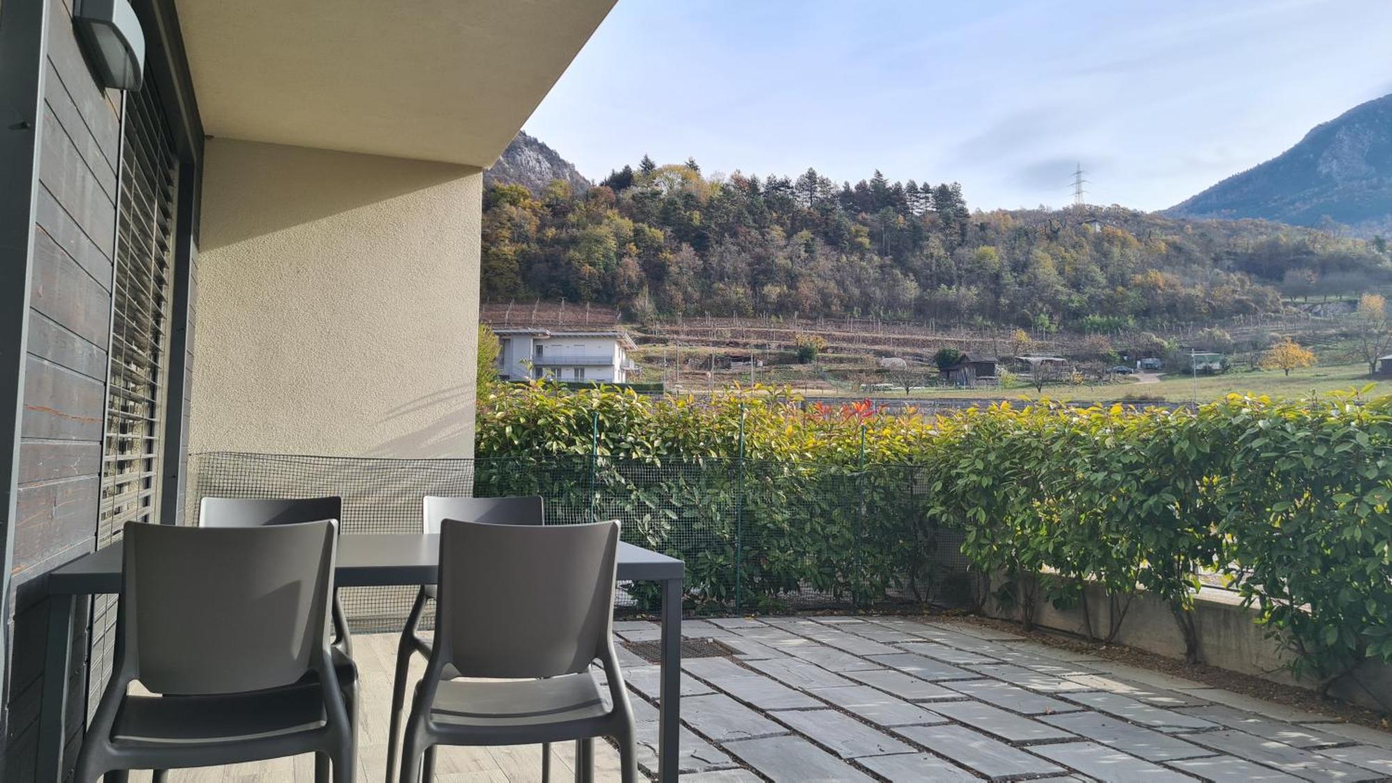 Appartamenti Moderni, Luminosi E Tranquilli Con Parcheggio Privato - Agritur La Tenuta トレント エクステリア 写真