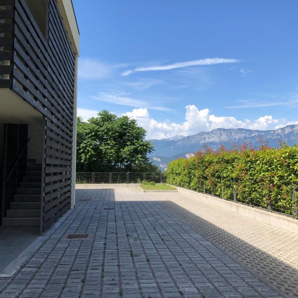 Appartamenti Moderni, Luminosi E Tranquilli Con Parcheggio Privato - Agritur La Tenuta トレント エクステリア 写真
